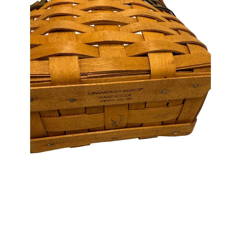 1998 Longaberger Glad Tidings Basket Green Trim 8.75